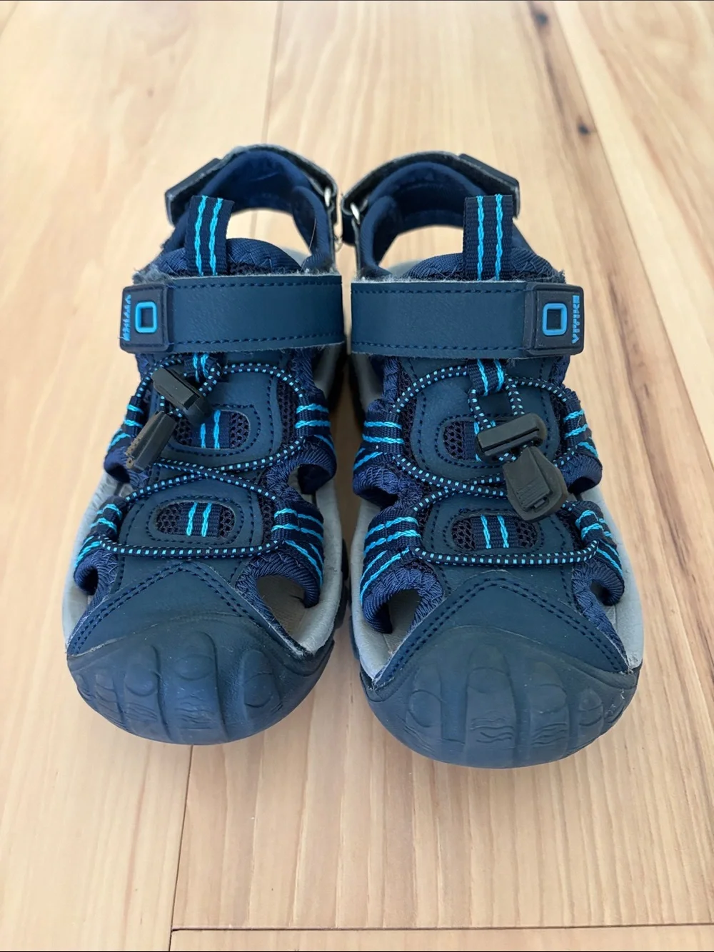 VITYKE navy blue